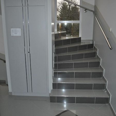 Katalin Apartmanhaz 잘라카로쉬 외부 사진