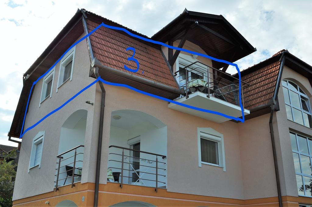 Katalin Apartmanhaz 잘라카로쉬 외부 사진